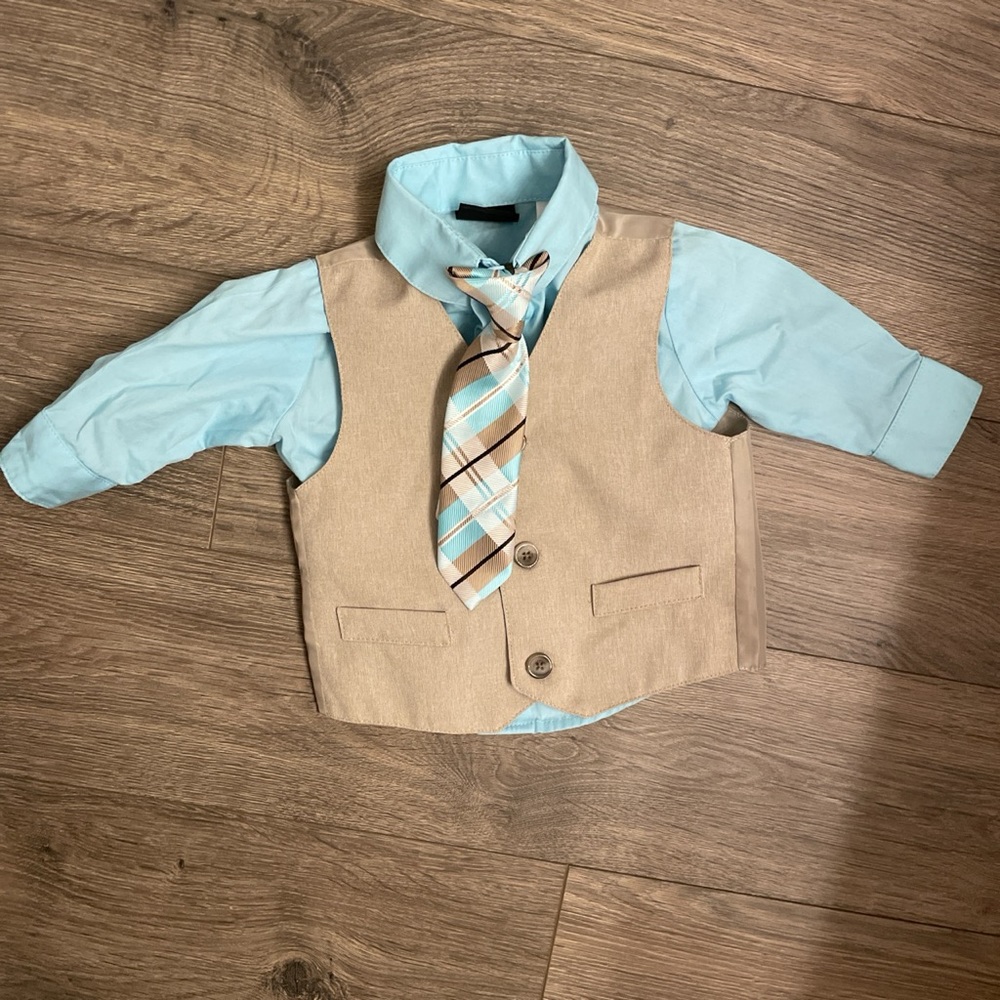 Boys suit and tie